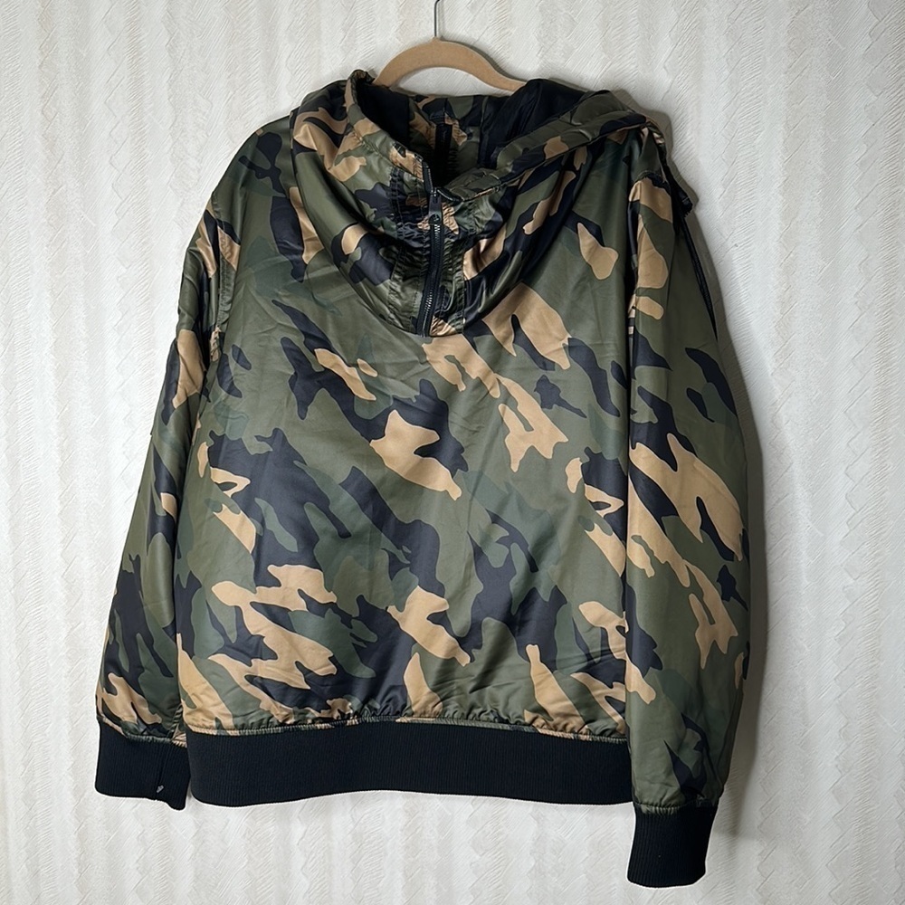 🆕 GUESS Men's Long Sleeve Alpine Camo Hood Bomber Jacket size XL - Picture 11 of 12
